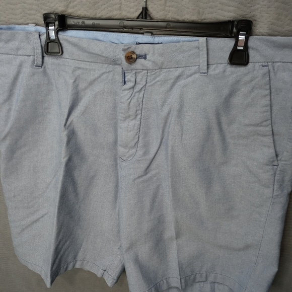 Izod men's khaki chino shorts sz 36"× 9". . 49pm - Picture 2 of 7